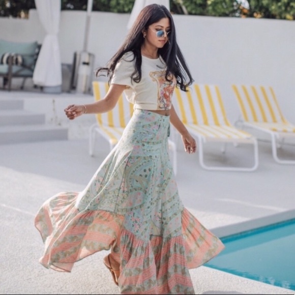 SOLD OUT Boho Gypsy Wild Child Retro Vintage Graphic Tee - Picture 5 of 8